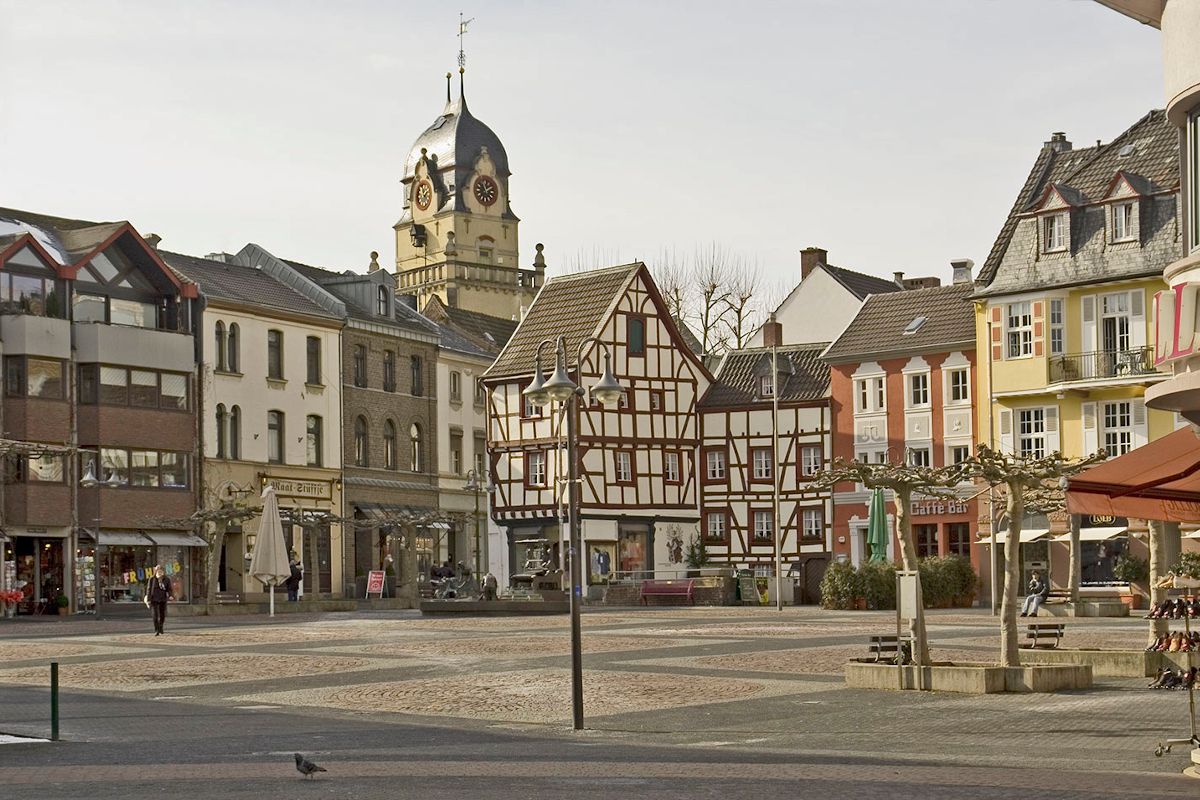 Einer der schönsten Orte in Euskirchen: Der Alte Markt - Wir bieten professionelle Steinreinigung für Euskirchen und Umgebung an!